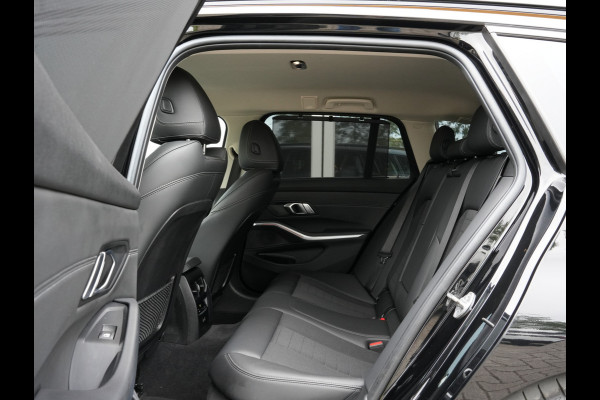 BMW 3 Serie Touring 318i Executive Edition | Adaptive Cruise | Navigatie | DAB | Virtual