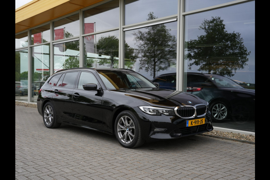 BMW 3 Serie Touring 318i Executive Edition | Adaptive Cruise | Navigatie | DAB | Virtual