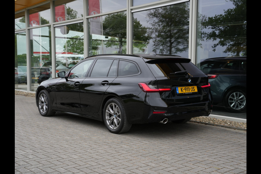 BMW 3 Serie Touring 318i Executive Edition | Adaptive Cruise | Navigatie | DAB | Virtual