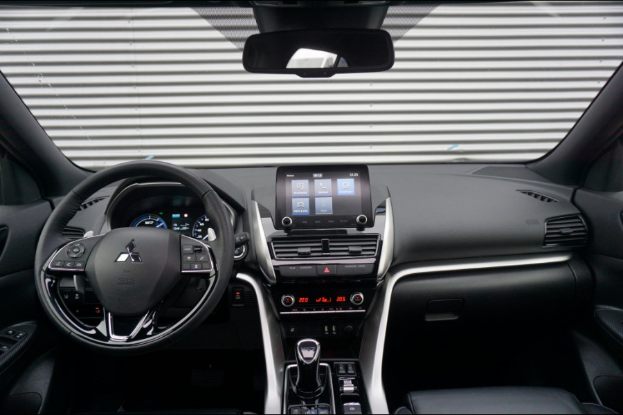 Mitsubishi Eclipse Cross PHEV AUTOMAAT LEER | PANO | CARPLAY | WINTERPACK | ADAPTIVE!