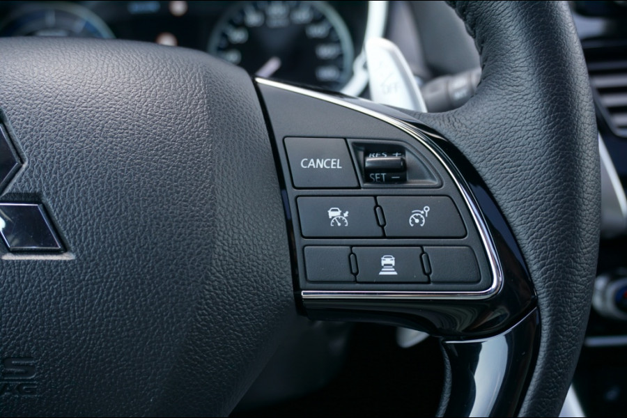 Mitsubishi Eclipse Cross PHEV AUTOMAAT LEER | PANO | CARPLAY | WINTERPACK | ADAPTIVE!