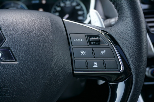 Mitsubishi Eclipse Cross PHEV AUTOMAAT LEER | PANO | CARPLAY | WINTERPACK | ADAPTIVE!