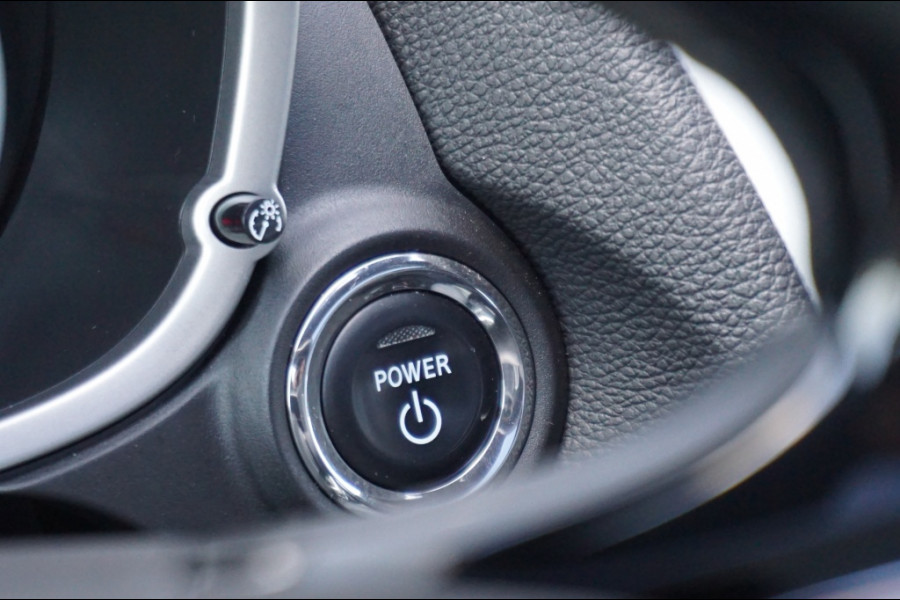 Mitsubishi Eclipse Cross PHEV AUTOMAAT LEER | PANO | CARPLAY | WINTERPACK | ADAPTIVE!