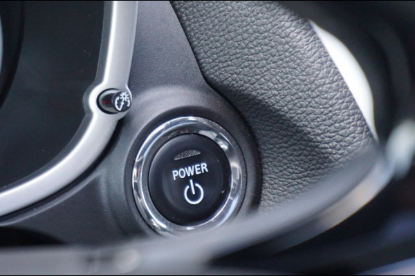 Mitsubishi Eclipse Cross PHEV AUTOMAAT LEER | PANO | CARPLAY | WINTERPACK | ADAPTIVE!