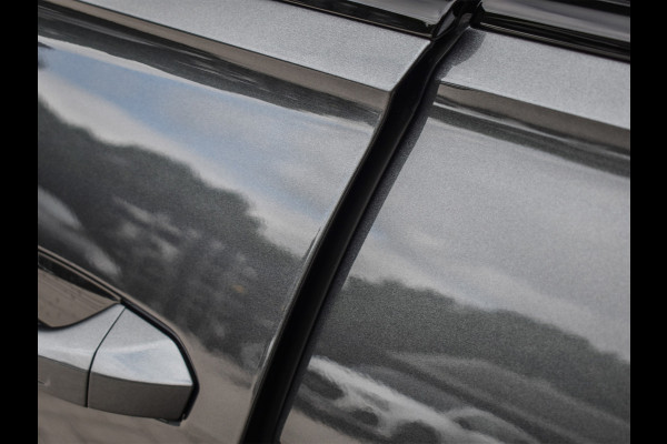 Audi Q8 60 TFSI e quattro Pro Line S Competition | PANORAMADAK | 4 WIEL BESTURING | HEAD UP | B&O AUDIO | MASSAGESTOELEN | SOFT CLOSE |