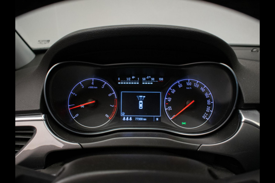 Opel Corsa 1.4 Online Edition Sport (APPLE CARPLAY,NAVI,CAMERA,CRUISE,PDC,DAB,LEDER,LED,GETINT,LM VELGEN,SPORTSTOELEN,NETTE STAAT)