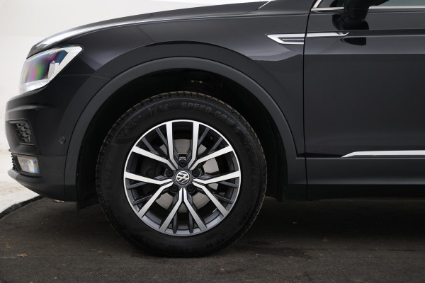 Volkswagen Tiguan Allspace 1.5 TSI Comfortline Business 7pers. Trekhaak, Leer, 360 Camera, Panoramadak, Stoelverwarming, Memory Seat