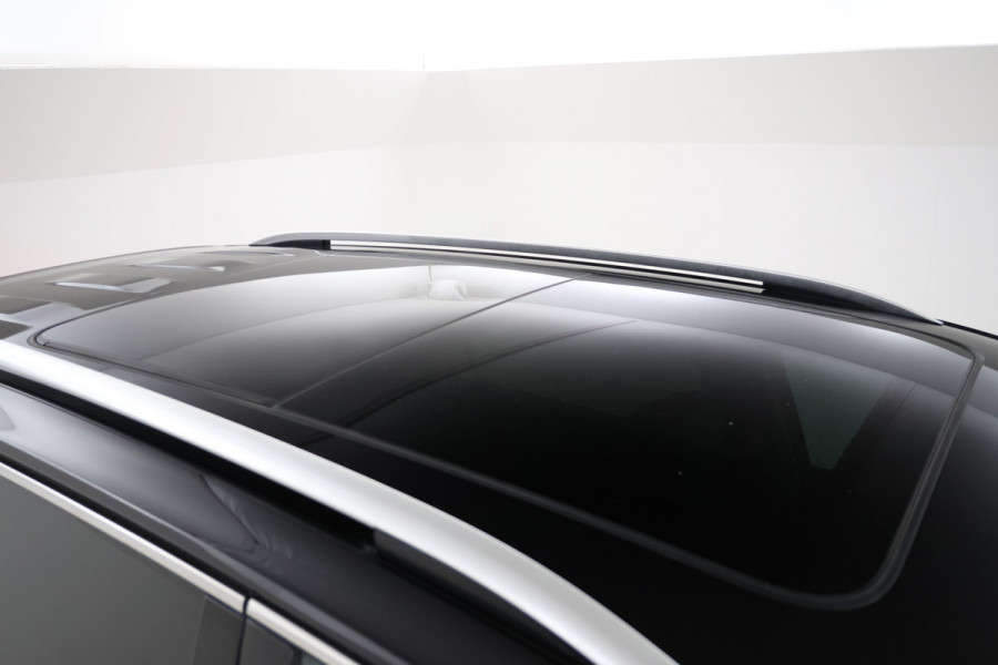 Volkswagen Tiguan Allspace 1.5 TSI Comfortline Business 7pers. Trekhaak, Leer, 360 Camera, Panoramadak, Stoelverwarming, Memory Seat