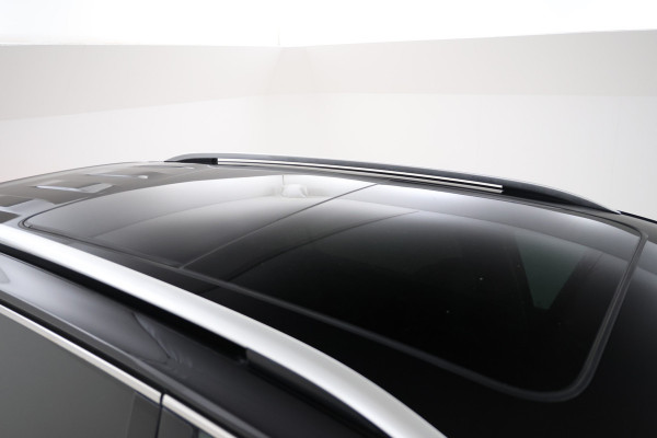 Volkswagen Tiguan Allspace 1.5 TSI Comfortline Business 7pers. Trekhaak, Leer, 360 Camera, Panoramadak, Stoelverwarming, Memory Seat