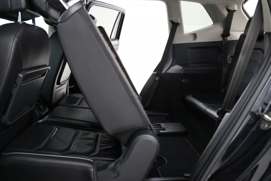Volkswagen Tiguan Allspace 1.5 TSI Comfortline Business 7pers. Trekhaak, Leer, 360 Camera, Panoramadak, Stoelverwarming, Memory Seat