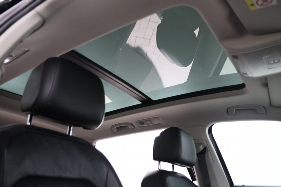 Volkswagen Tiguan Allspace 1.5 TSI Comfortline Business 7pers. Trekhaak, Leer, 360 Camera, Panoramadak, Stoelverwarming, Memory Seat