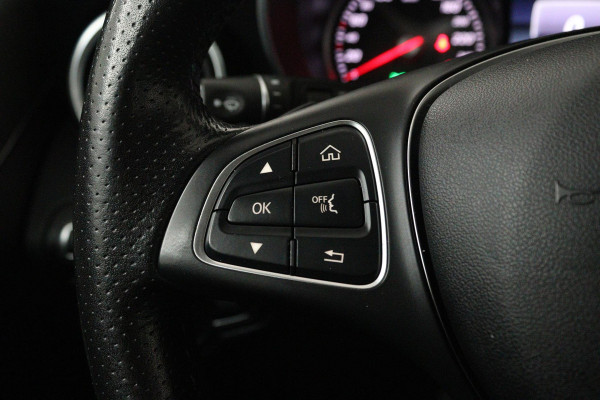 Mercedes-Benz C-Klasse Estate 180 Premium Plus (PARKEERSENSOREN, LANE-ASSIST, CRUISE, ACHTERUITRIJCAMERA, ELEKTR STOELEN)