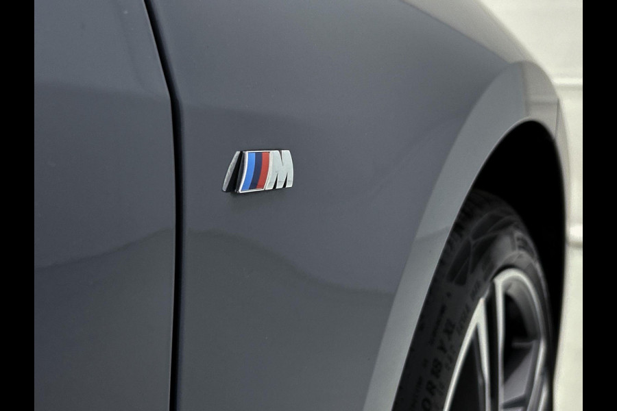 BMW 1-serie 118i Executive Edition M-Sport (M-PAKKET, DIGITALE COCKPIT, CARPLAY, PARKEERSENSOREN, 1e EIGENAAR, GOED ONDERHOUDEN)
