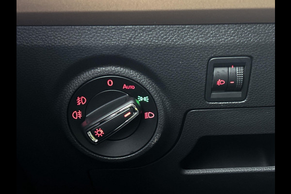 Seat Ibiza 1.0 TSI Excellence (NAVIGATIE, CARPLAY, PARKEERSENSOREN, CLIMA, STUURBEDIENING, 1e EIGENAAR, DEALER ONDERHOUDEN)