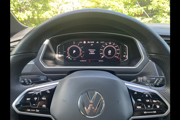 Volkswagen Tiguan 1.4 TSI eHybrid R-Line Business+/DSG/Pano/360Camera