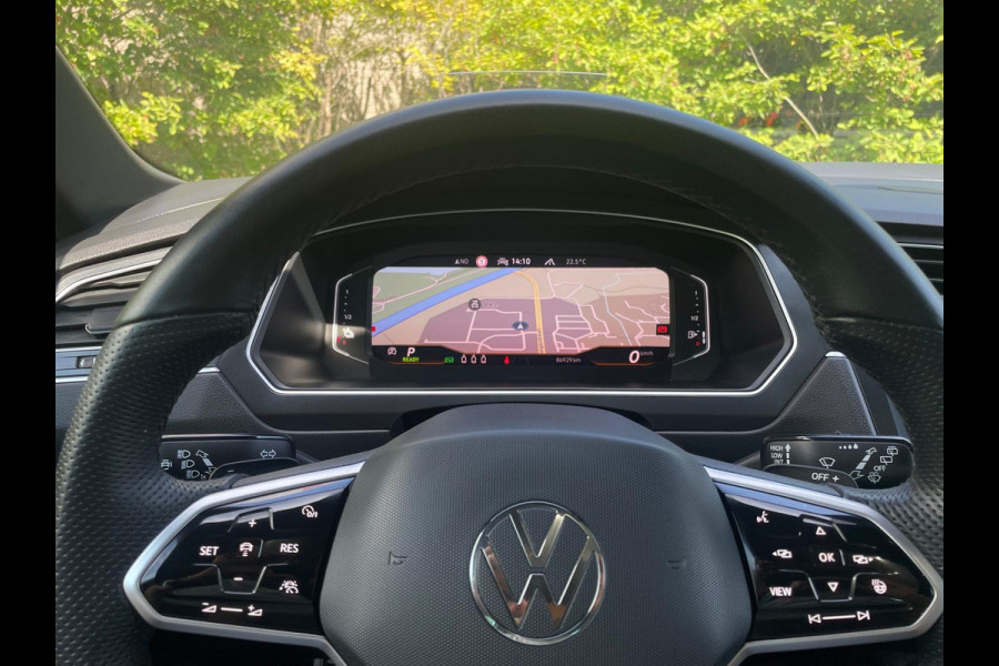 Volkswagen Tiguan 1.4 TSI eHybrid R-Line Business+/DSG/Pano/360Camera