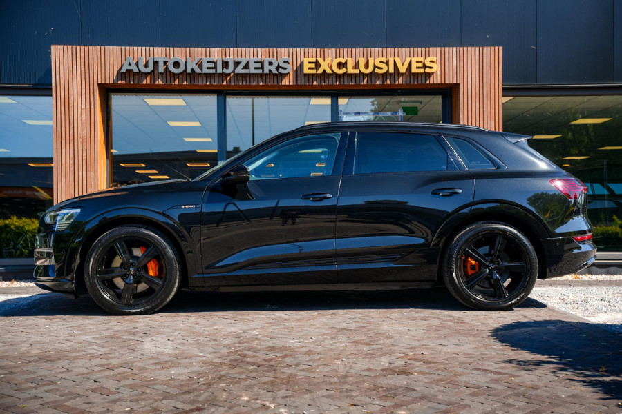 Audi e-tron e-tron 50 quattro Launch edition 71 kWh Memory Seats Dakrail Getinte ramen 20"L.M.  Cruise Control