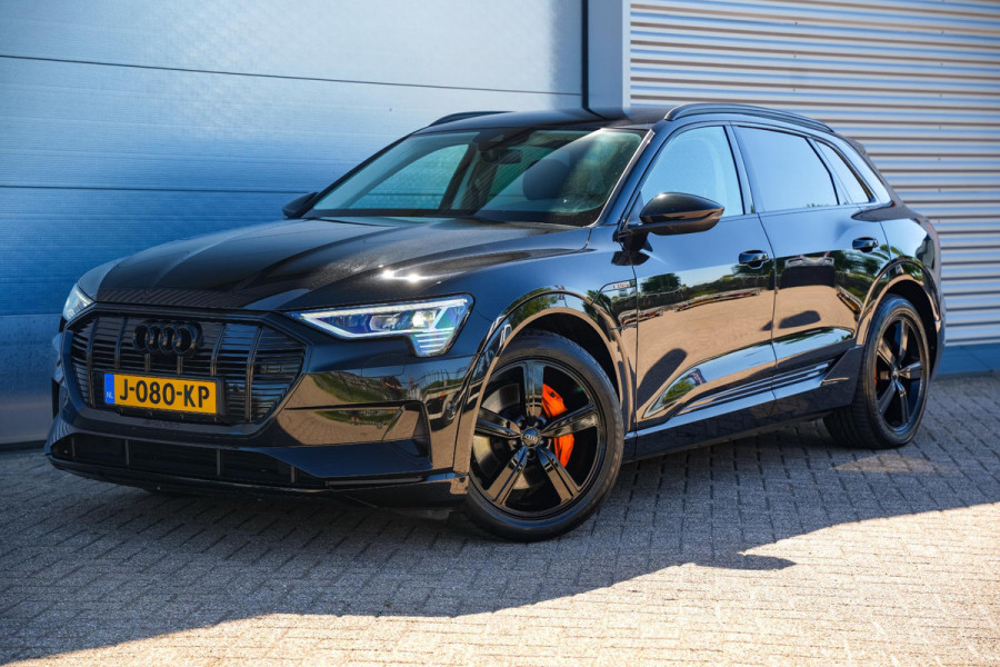 Audi e-tron e-tron 50 quattro Launch edition 71 kWh Memory Seats Dakrail Getinte ramen 20"L.M.  Cruise Control