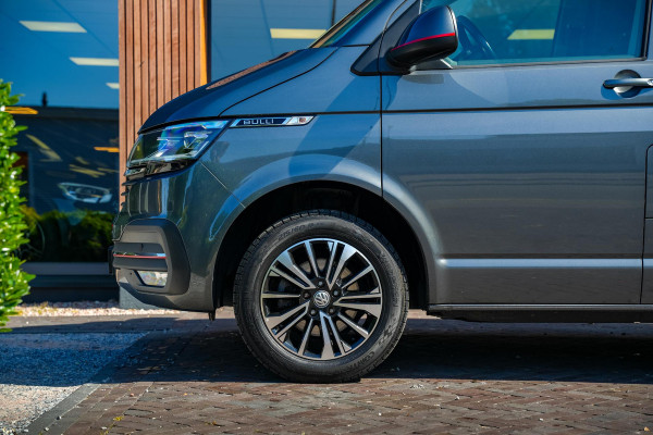 Volkswagen Transporter 2.0 TDI L1H1 28 BULLI Adapt. Cruise LED Groot Navi Virtual Dash DAB+ Camera Automaat!
