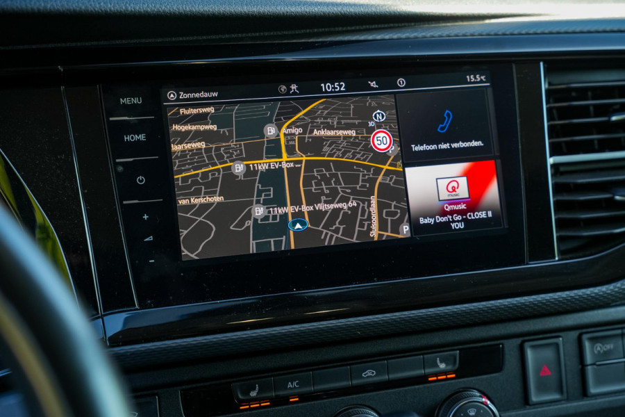 Volkswagen Transporter 2.0 TDI L1H1 28 BULLI Adapt. Cruise LED Groot Navi Virtual Dash DAB+ Camera Automaat!