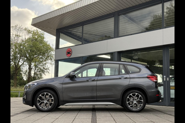 BMW X1 sDrive20i Aut. 190pk High Exe. | Navi | Leder | Stoelverw. |