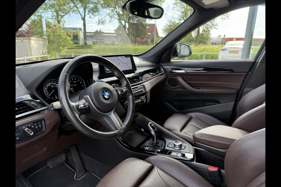 BMW X1 sDrive20i Aut. 190pk High Exe. | Navi | Leder | Stoelverw. |