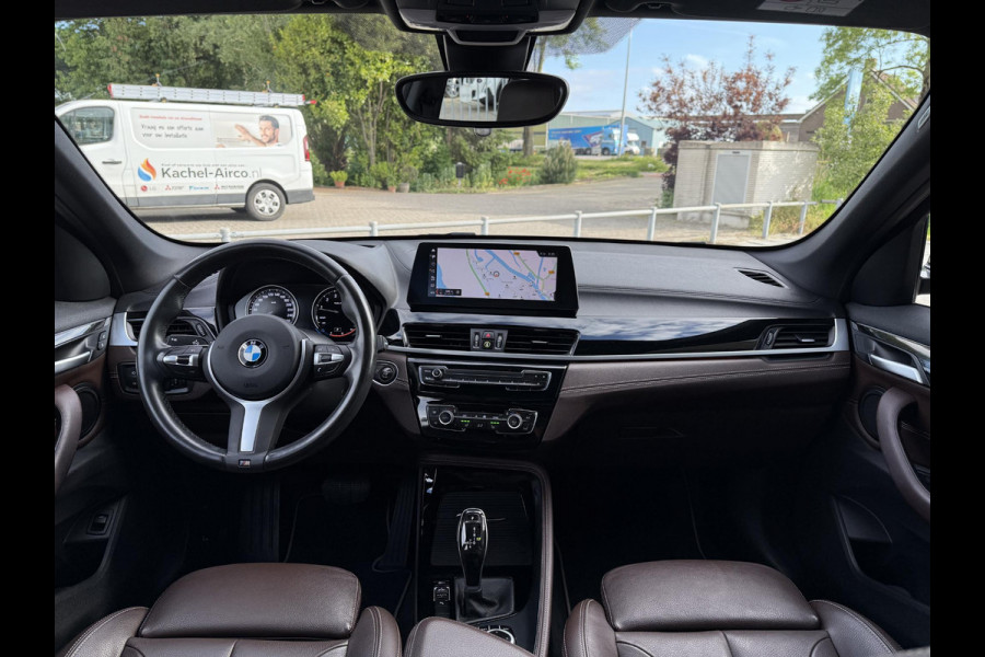 BMW X1 sDrive20i Aut. 190pk High Exe. | Navi | Leder | Stoelverw. |