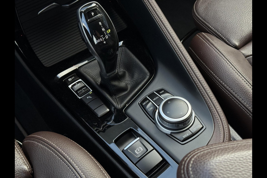 BMW X1 sDrive20i Aut. 190pk High Exe. | Navi | Leder | Stoelverw. |