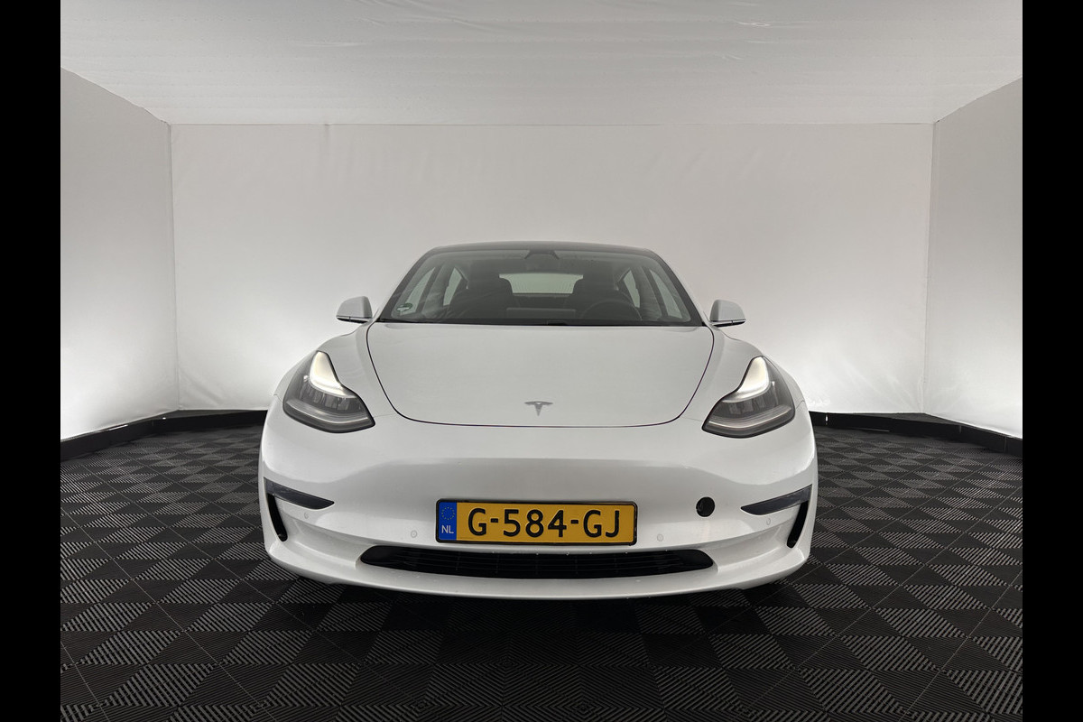 Tesla Model 3 Long Range AWD 75 kWh [ 3-Fase ] (INCL-BTW) Aut. *PANO | AUTO-PILOT | NAPPA-LEATHER | TOWBAR | KEYLESS | FULL-LED | MEMORY-PACK | SURROUND-VIEW | DAB | APP-CONNECT | DIGI-COCKPIT | LANE-ASSIST | COMFORT-SEATS | 18''ALU*