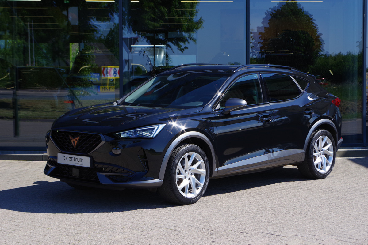 CUPRA Formentor 1.4 TSI 204 PK e-Hybrid Essential PHEV, Camera, Keyless, Adap. Cruise Control CUPRA Formentor 1.4 TSI 204 PK e-Hybrid Essential PHEV, Camera, Keyless, Adap. Cruise Control