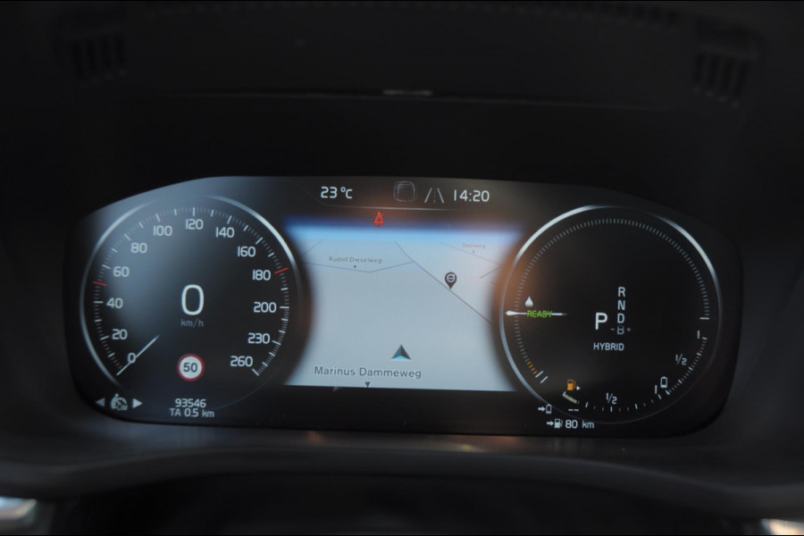 Volvo XC60 T6 340PK Automaat AWD Inscription / Adaptieve cruise control / BLIS / Parkeersensoren met 360 camera / Elektrische stoelen / Keyless entry / 22” velgen / Apple carplay / Leder dashboard / Harman Kardon audio