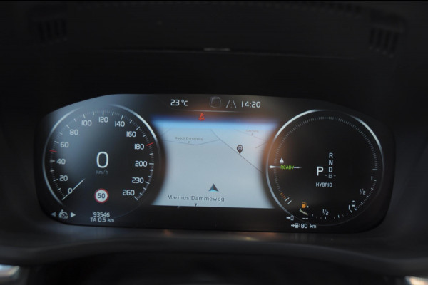 Volvo XC60 T6 340PK Automaat AWD Inscription / Adaptieve cruise control / BLIS / Parkeersensoren met 360 camera / Elektrische stoelen / Keyless entry / 22” velgen / Apple carplay / Leder dashboard / Harman Kardon audio