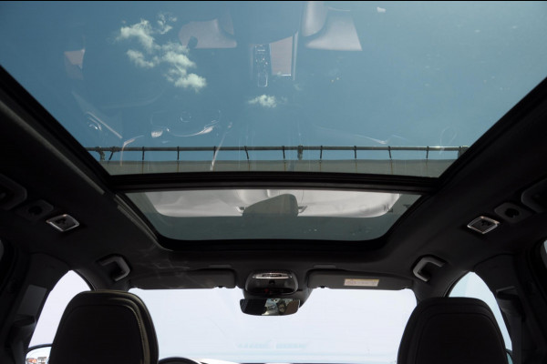 Volvo XC60 T6 340PK Automaat AWD Inscription / Adaptieve cruise control / BLIS / Parkeersensoren met 360 camera / Elektrische stoelen / Keyless entry / 22” velgen / Apple carplay / Leder dashboard / Harman Kardon audio