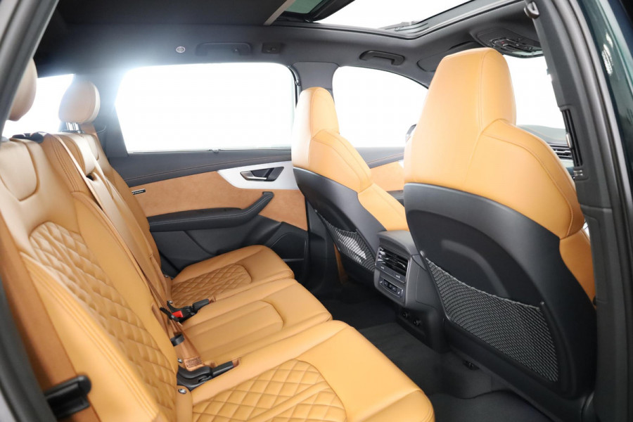Audi Q7 55 TFSI e quattro Pro Line S 394pk Audi EXCLUSIVE | ACC | Omgevingscamera's | Panoramadak | Vierwielbesturing | B&O |