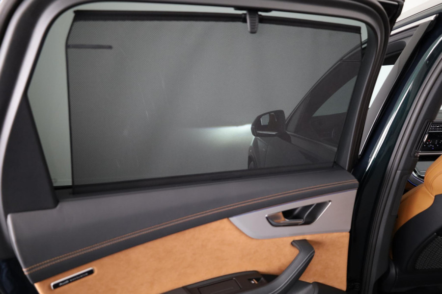 Audi Q7 55 TFSI e quattro Pro Line S 394pk Audi EXCLUSIVE | ACC | Omgevingscamera's | Panoramadak | Vierwielbesturing | B&O |