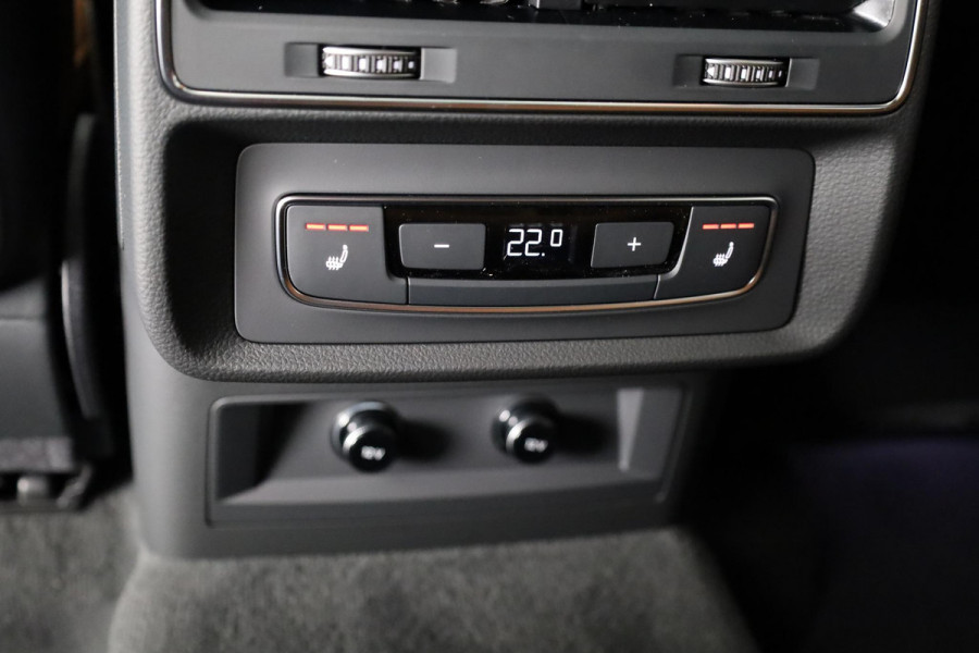 Audi Q7 55 TFSI e quattro Pro Line S 394pk Audi EXCLUSIVE | ACC | Omgevingscamera's | Panoramadak | Vierwielbesturing | B&O |