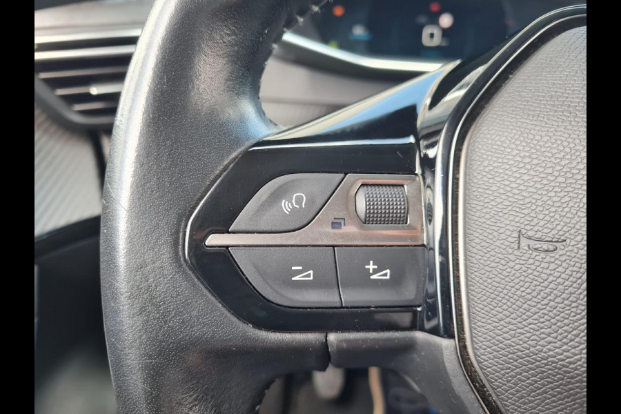 Peugeot 2008 1.2 PureTech Allure | 130PK | navi | adaptive cruise | nieuwe distributieriem