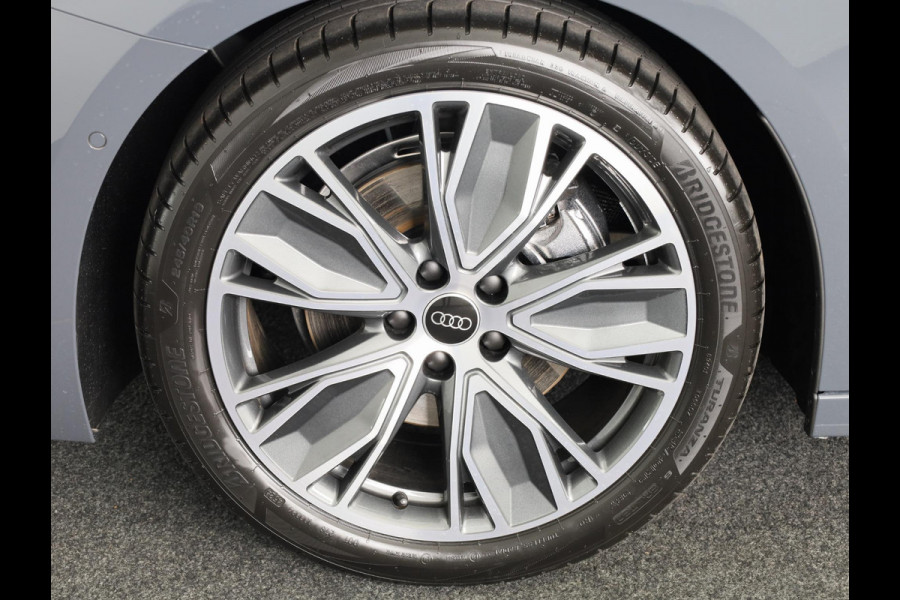 Audi A5 Avant Edition One 35 TFSI 110 kW / 150 pk Avant 7 versn. S-edition, optiek pakket zwart, adaptive cruise control, achteruitrijcamera, stoelverwarming voor