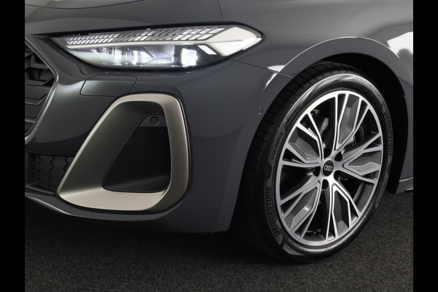 Audi A5 Avant Edition One 35 TFSI 110 kW / 150 pk Avant 7 versn. S-edition, optiek pakket zwart, adaptive cruise control, achteruitrijcamera, stoelverwarming voor