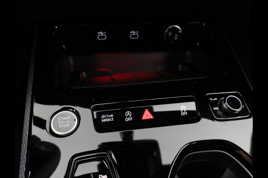 Audi A5 Avant Edition One 35 TFSI 110 kW / 150 pk Avant 7 versn. S-edition, optiek pakket zwart, adaptive cruise control, achteruitrijcamera, stoelverwarming voor