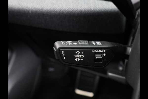 Audi A5 Avant Edition One 35 TFSI 110 kW / 150 pk Avant 7 versn. S-edition, optiek pakket zwart, adaptive cruise control, achteruitrijcamera, stoelverwarming voor