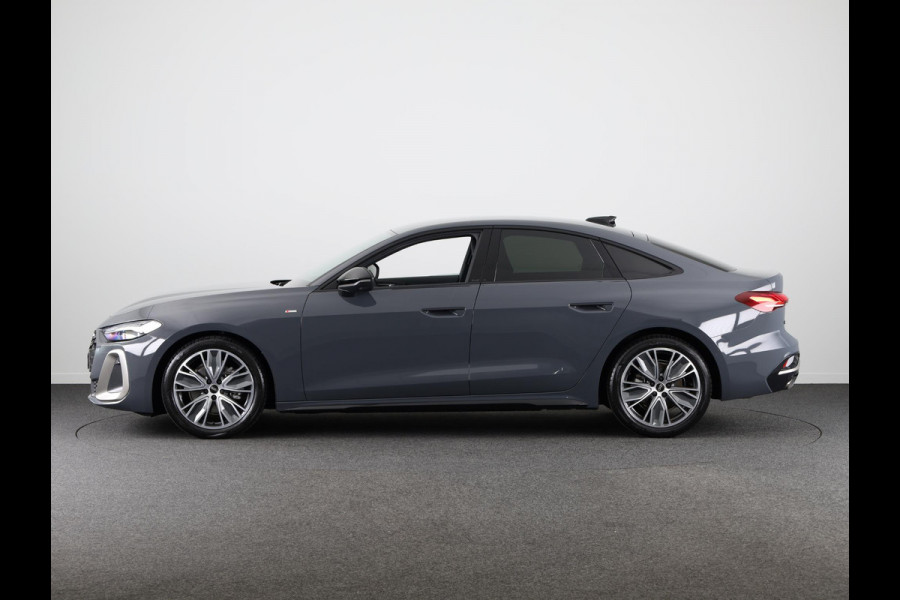 Audi A5 Edition One 35 TFSI 110 kW / 150 PK Limousine 7 ve S-Edition, Tech Plus pakket, optiek pakket zwart, camera's rondom, adaptive cruise control, privacy glass, keyless-entry