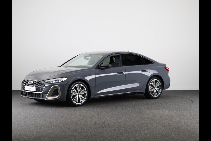 Audi A5 Edition One 35 TFSI 110 kW / 150 PK Limousine 7 ve S-Edition, Tech Plus pakket, optiek pakket zwart, camera's rondom, adaptive cruise control, privacy glass, keyless-entry