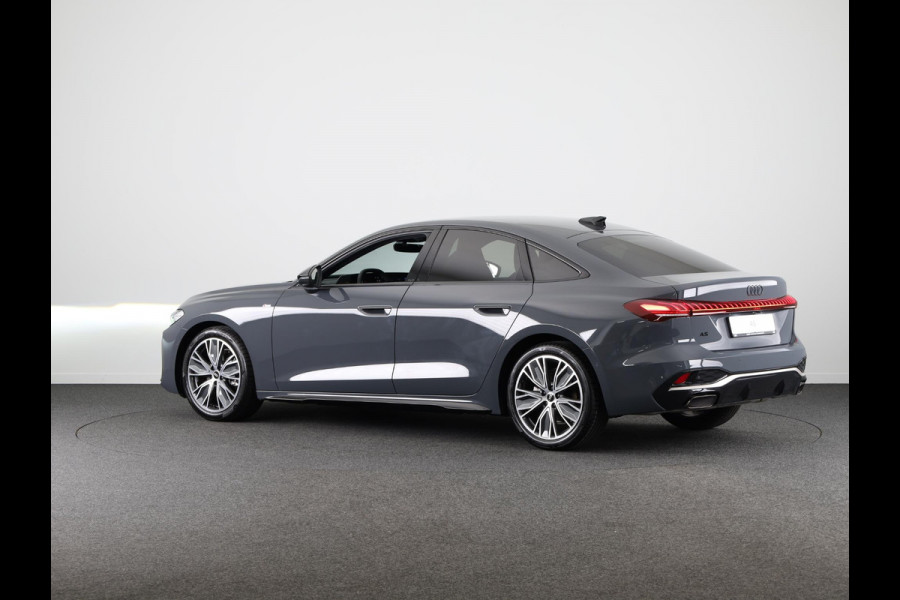 Audi A5 Edition One 35 TFSI 110 kW / 150 PK Limousine 7 ve S-Edition, Tech Plus pakket, optiek pakket zwart, camera's rondom, adaptive cruise control, privacy glass, keyless-entry