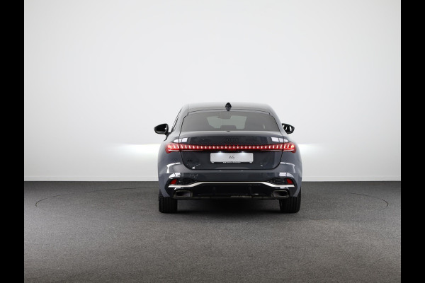 Audi A5 Edition One 35 TFSI 110 kW / 150 PK Limousine 7 ve S-Edition, Tech Plus pakket, optiek pakket zwart, camera's rondom, adaptive cruise control, privacy glass, keyless-entry