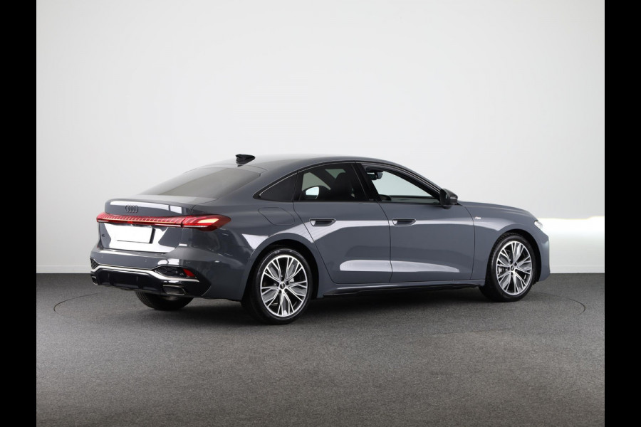 Audi A5 Edition One 35 TFSI 110 kW / 150 PK Limousine 7 ve S-Edition, Tech Plus pakket, optiek pakket zwart, camera's rondom, adaptive cruise control, privacy glass, keyless-entry