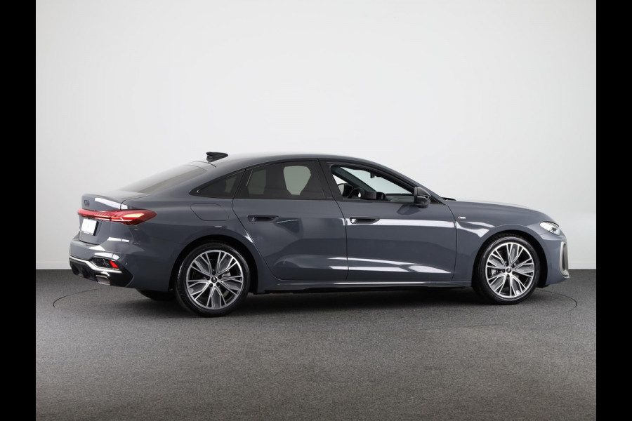 Audi A5 Edition One 35 TFSI 110 kW / 150 PK Limousine 7 ve S-Edition, Tech Plus pakket, optiek pakket zwart, camera's rondom, adaptive cruise control, privacy glass, keyless-entry