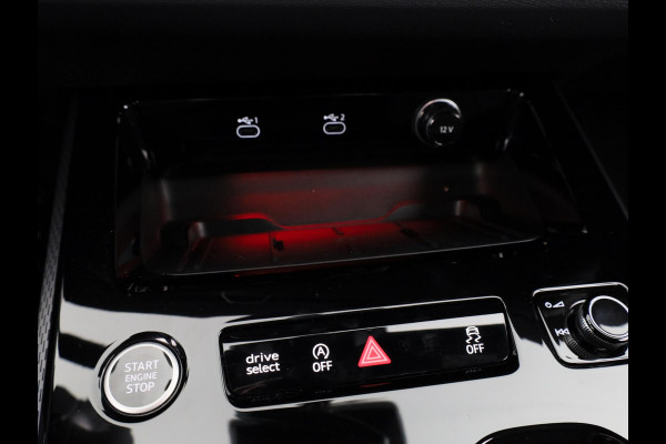 Audi A5 Edition One 35 TFSI 110 kW / 150 PK Limousine 7 ve S-Edition, Tech Plus pakket, optiek pakket zwart, camera's rondom, adaptive cruise control, privacy glass, keyless-entry