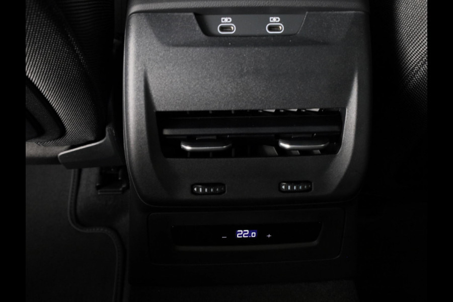 Audi A5 Edition One 35 TFSI 110 kW / 150 PK Limousine 7 ve S-Edition, Tech Plus pakket, optiek pakket zwart, camera's rondom, adaptive cruise control, privacy glass, keyless-entry