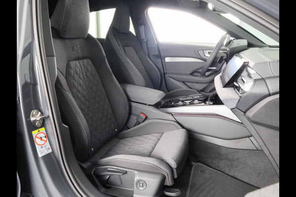 Audi A5 Edition One 35 TFSI 110 kW / 150 PK Limousine 7 ve S-Edition, Tech Plus pakket, optiek pakket zwart, camera's rondom, adaptive cruise control, privacy glass, keyless-entry